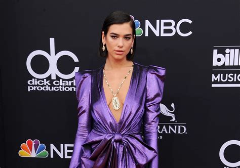 dua lipa height feet|Dua Lipa Measurements Height Weight Bra Size Age Body。